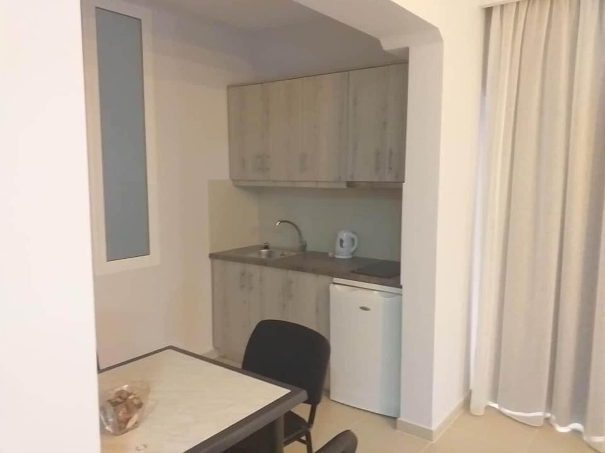 Labyrinth Hotel Jeorjúpoli Kültér fotó