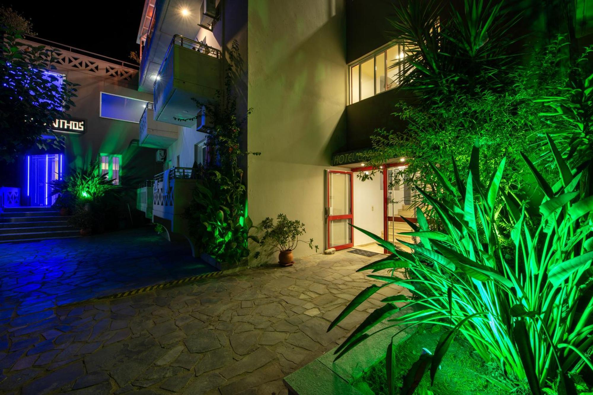 Labyrinth Hotel Jeorjúpoli Kültér fotó