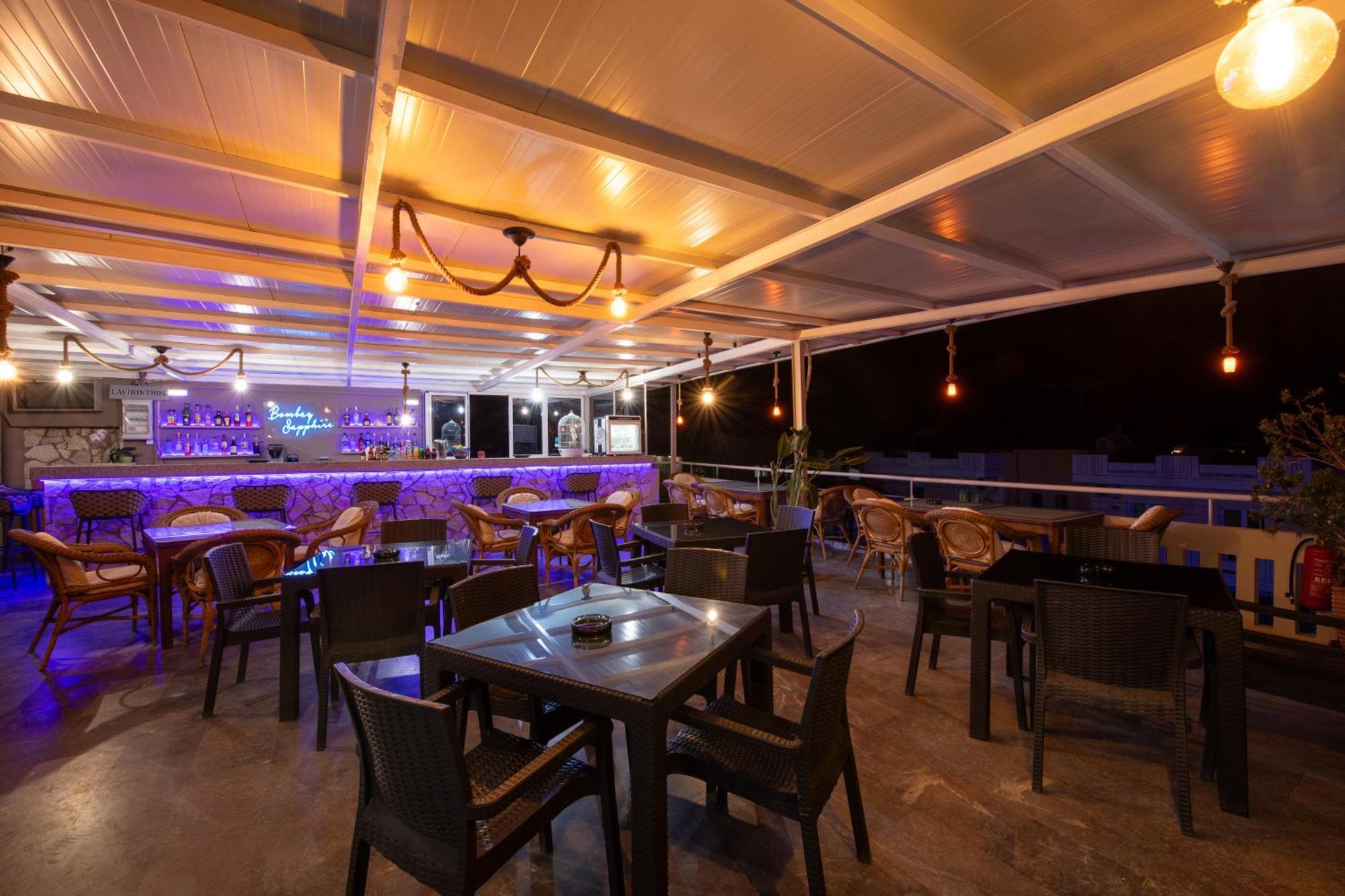 Labyrinth Hotel Jeorjúpoli Kültér fotó