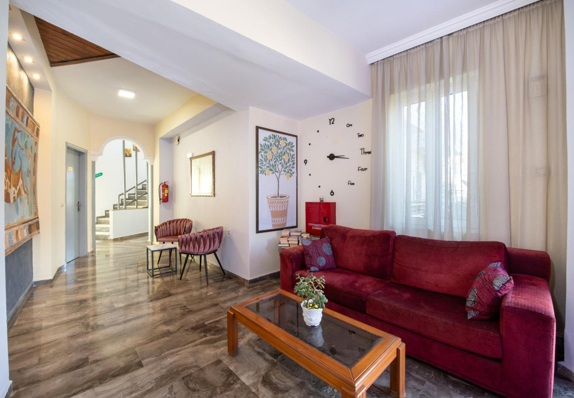 Labyrinth Hotel Jeorjúpoli Kültér fotó