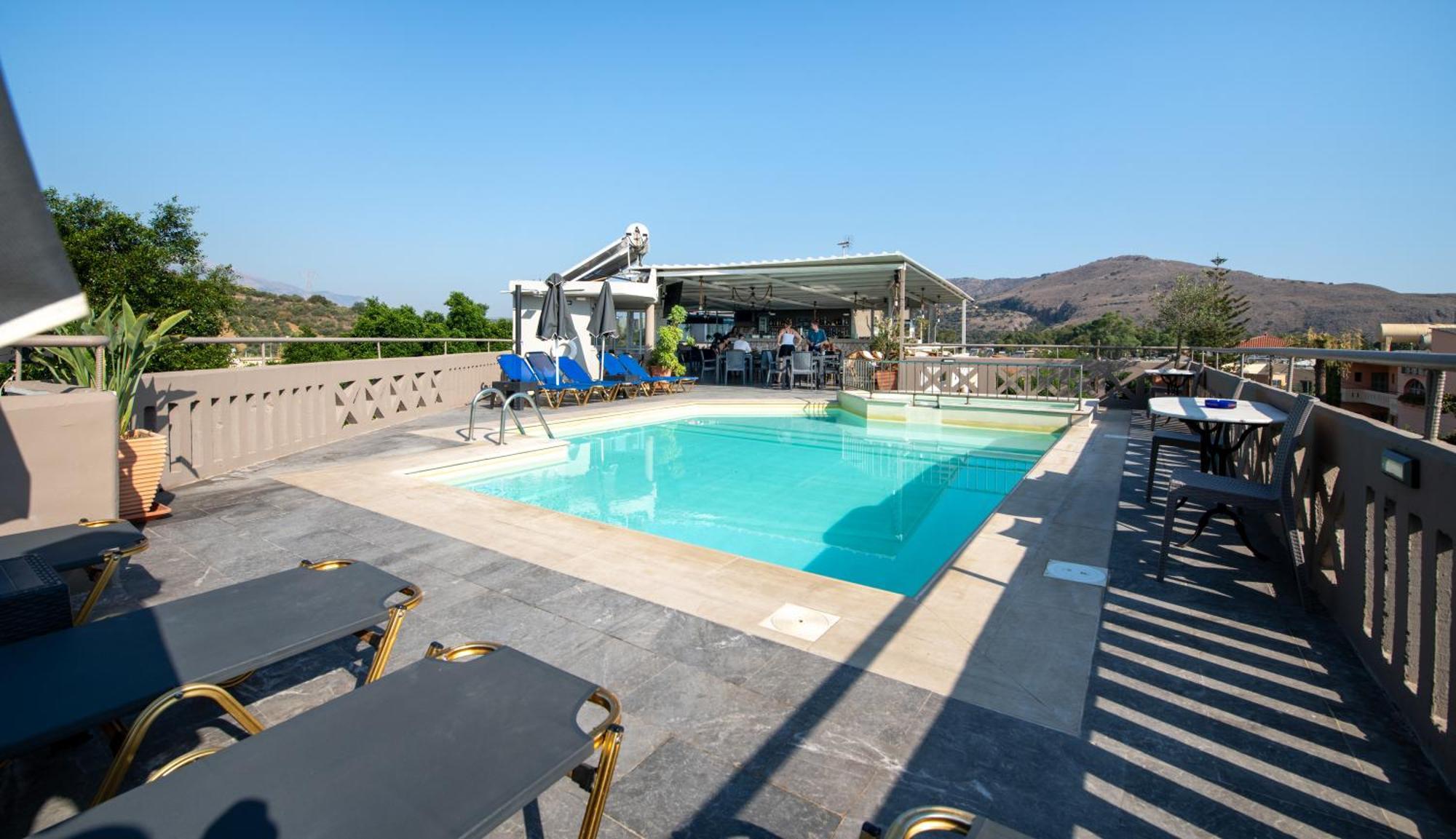 Labyrinth Hotel Jeorjúpoli Kültér fotó