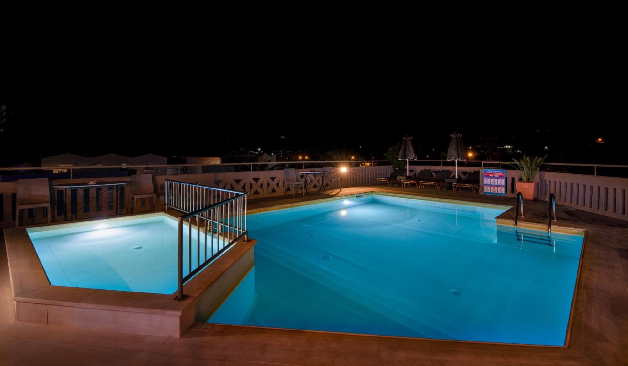 Labyrinth Hotel Jeorjúpoli Kültér fotó